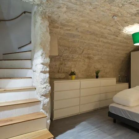 Centre Apartment *